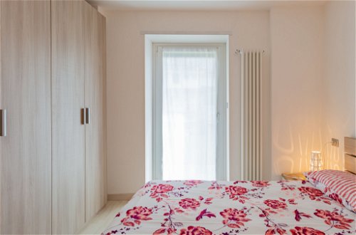 Foto 27 - Appartamento con 3 camere da letto a Novate Mezzola con terrazza e vista sulle montagne