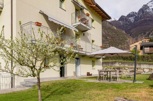 Photo 30 - Appartement de 3 chambres à Novate Mezzola avec terrasse et vues sur la montagne