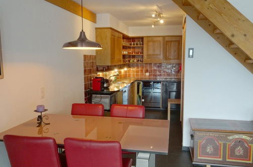 Photo 7 - 1 bedroom Apartment in Engelberg with swimming pool and sauna