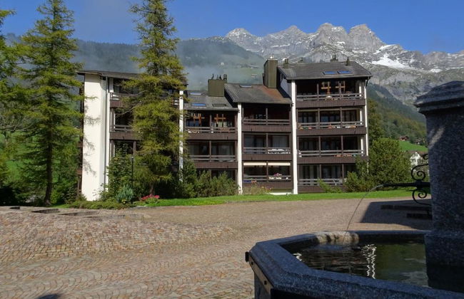 Apartamento de 1 quarto em Engelberg com piscina e sauna - Foto 2