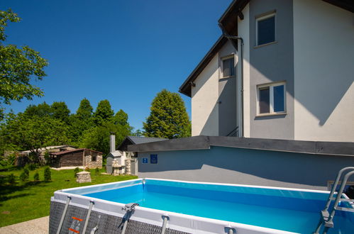 Foto 8 - Casa con 4 camere da letto a Fužine con piscina privata e giardino