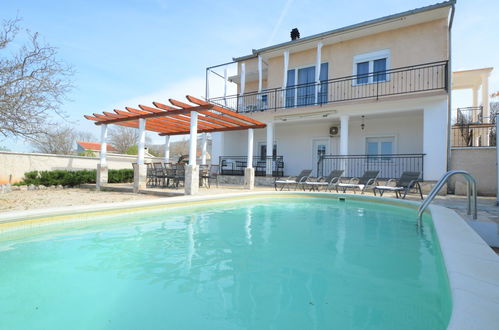 Photo 1 - Maison de 6 chambres à Sibenik avec piscine privée et jardin