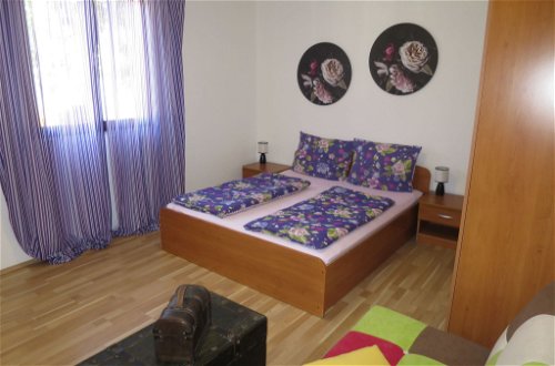 Foto 10 - Casa con 2 camere da letto a Privlaka con piscina privata e vista mare