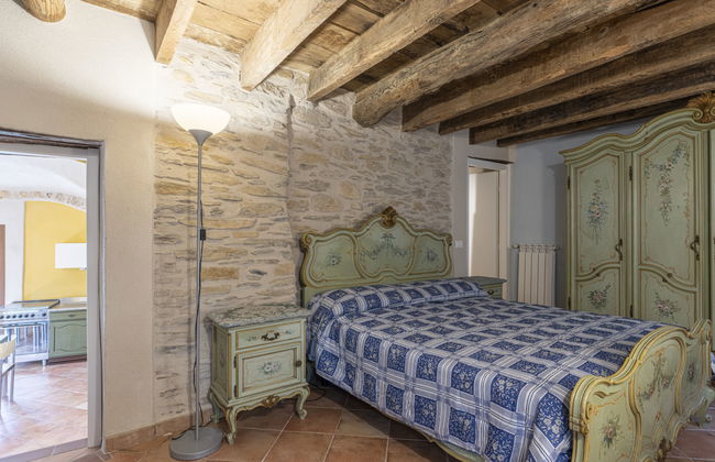 Apartamento de 2 quartos em Prelà com piscina e jardim - Foto 16