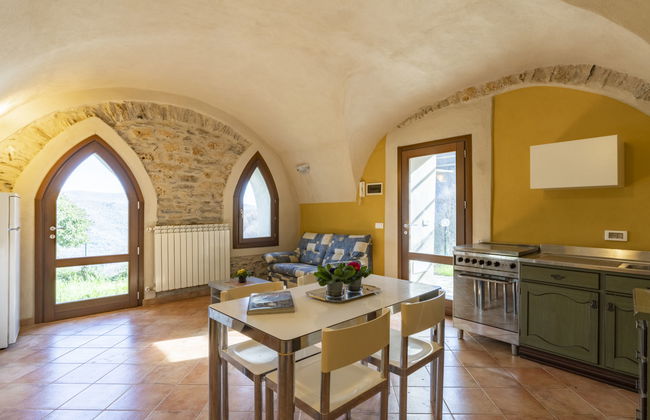 Apartamento de 2 quartos em Prelà com piscina e jardim - Foto 3