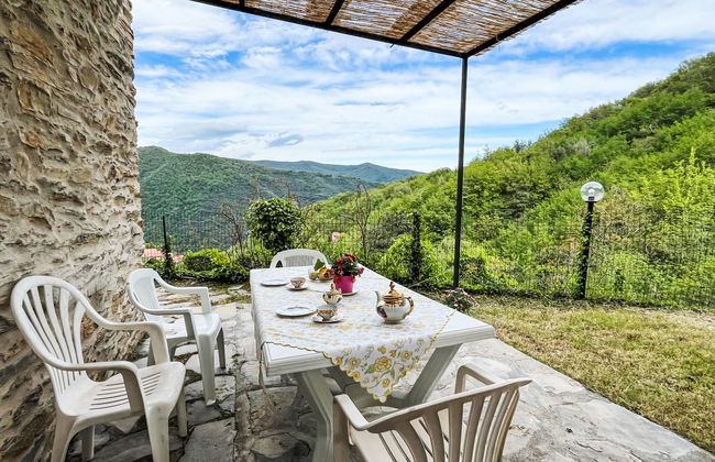 Apartamento de 2 quartos em Prelà com piscina e jardim - Foto 2