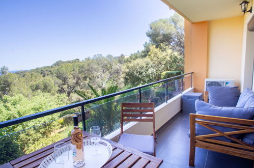 Photo 1 - Appartement de 1 chambre à Bormes-les-Mimosas avec piscine et jardin