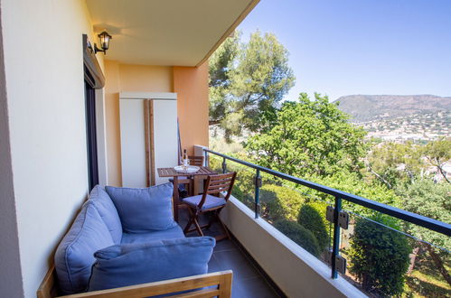 Photo 2 - Appartement de 1 chambre à Bormes-les-Mimosas avec piscine et jardin