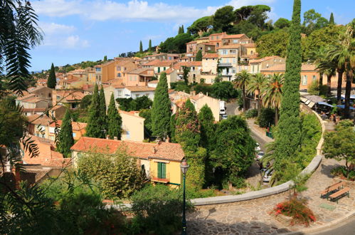 Photo 19 - Apartment in Bormes-les-Mimosas with sea view