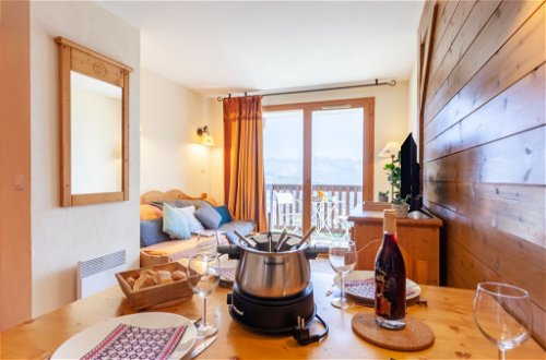 Foto 11 - Appartamento con 1 camera da letto a Villarembert con piscina e vista sulle montagne