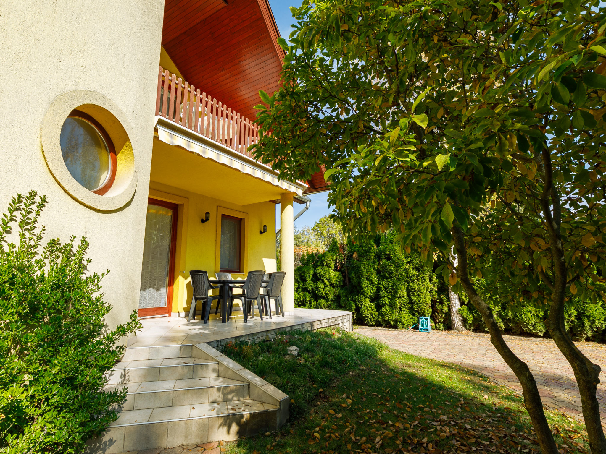 Photo 21 - 4 bedroom Apartment in Balatonszárszó with garden and terrace