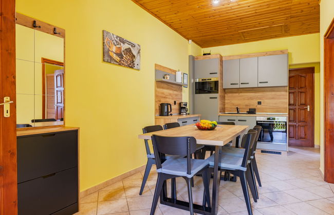 Apartamento de 5 quartos em Balatonszárszó com jardim e terraço - Foto 16