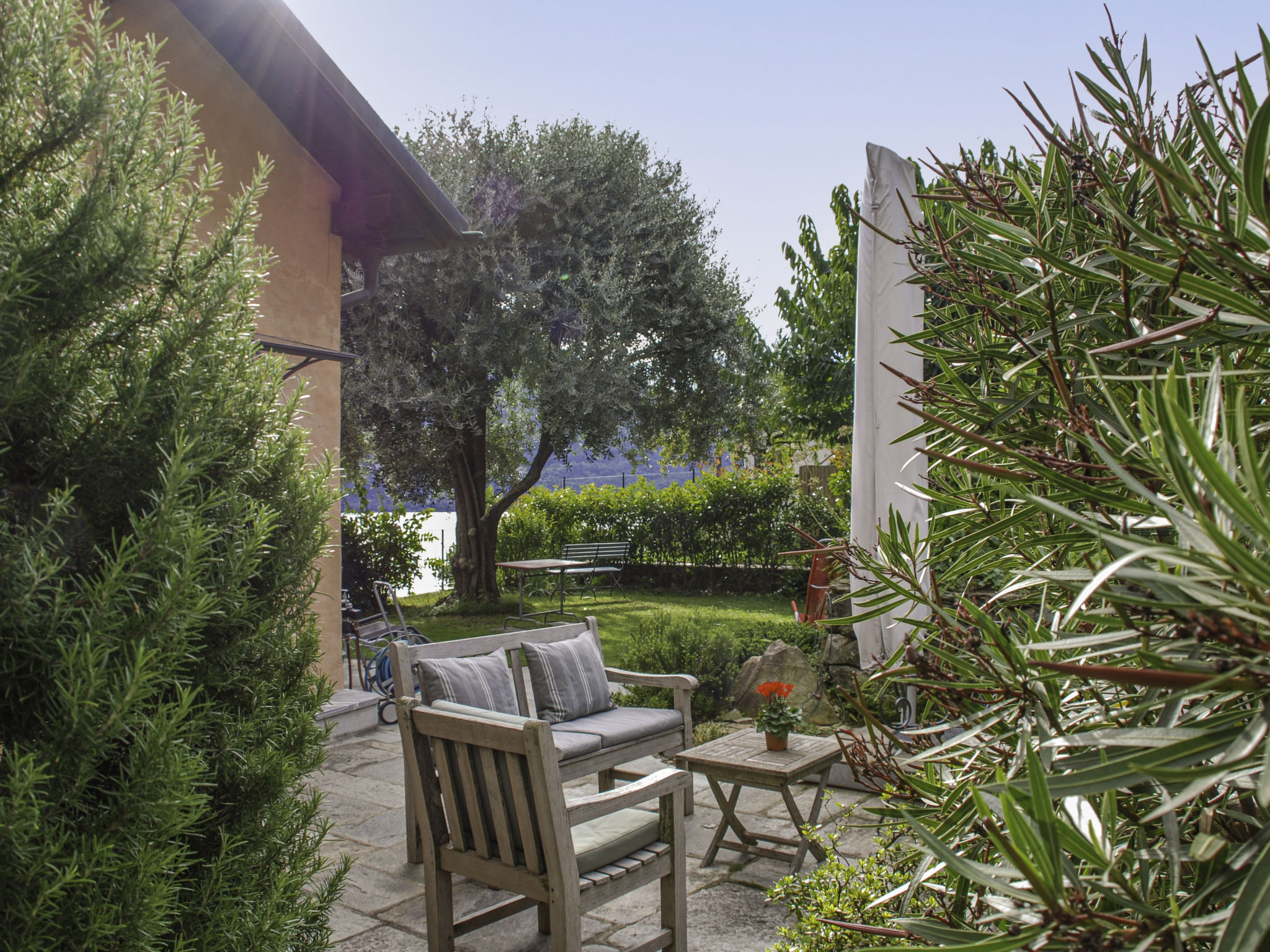Foto 32 - Casa de 2 habitaciones en Brissago con jardín y vistas a la montaña