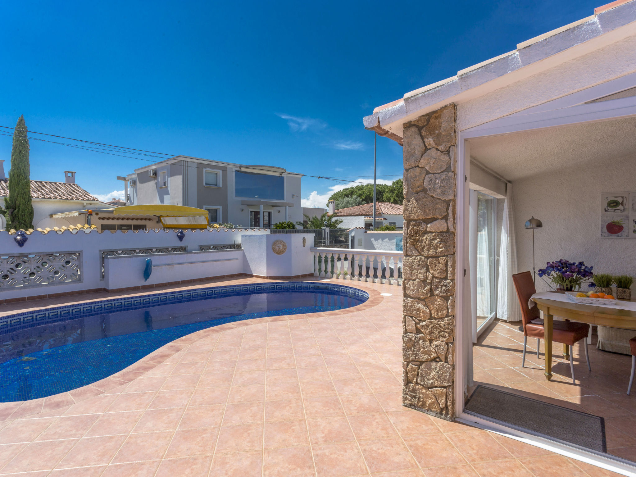 Photo 6 - Maison de 2 chambres à Castelló d'Empúries avec piscine privée et vues à la mer