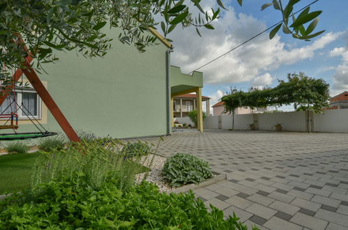 Photo 20 - Maison de 2 chambres à Novigrad avec terrasse