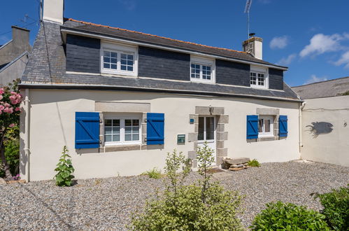 Photo 1 - Maison de 3 chambres à Plonéour-Lanvern avec jardin et vues à la mer