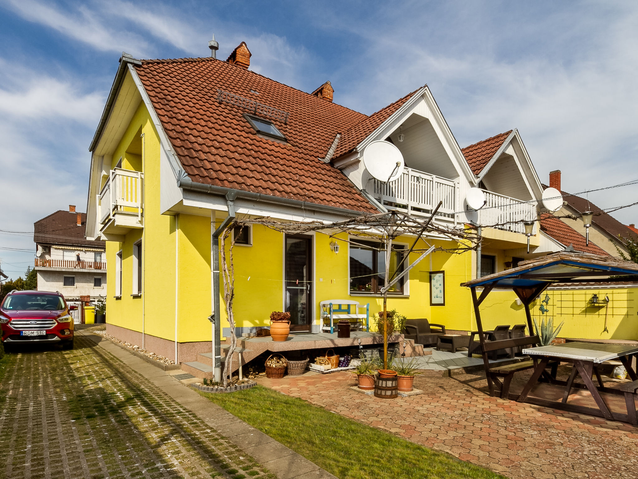 Photo 1 - Appartement de 2 chambres à Balatonboglár avec jardin et vues sur la montagne