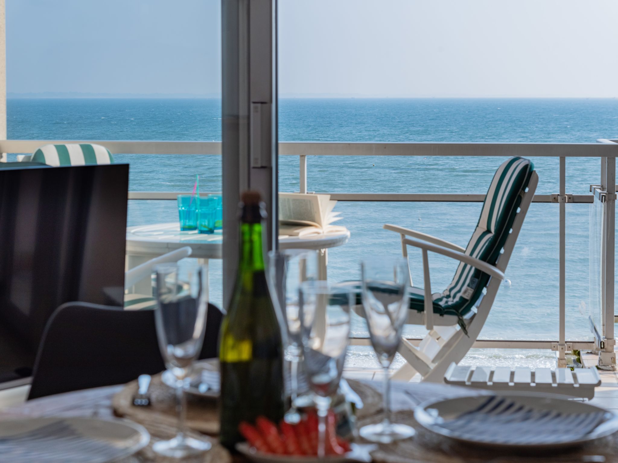 Foto 1 - Appartamento con 1 camera da letto a Saint-Pierre-Quiberon con terrazza e vista mare