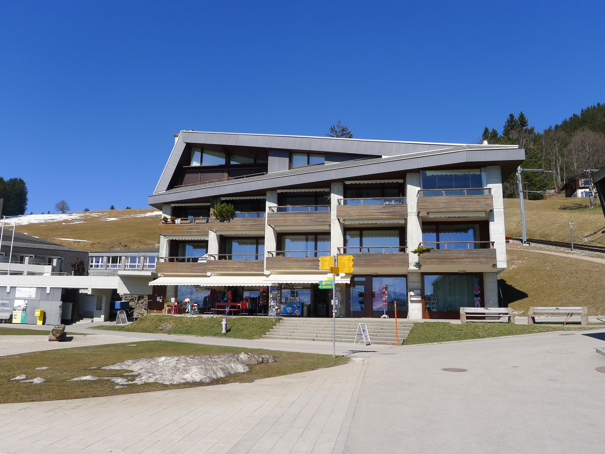 Foto 1 - Apartamento de 1 habitación en Weggis con vistas a la montaña