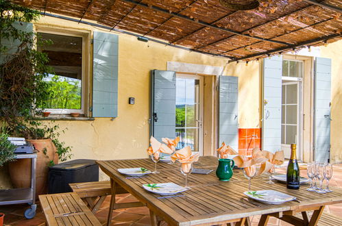 Photo 7 - Maison de 5 chambres à Besse-sur-Issole avec piscine et jardin