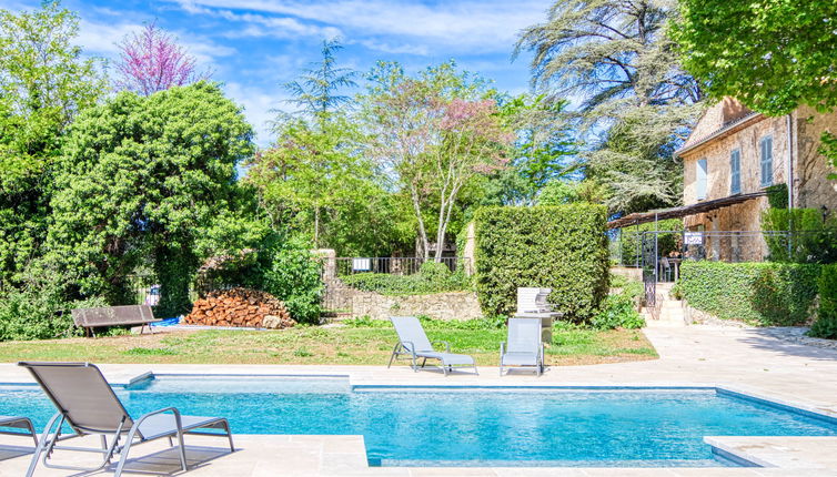 Foto 1 - Casa con 5 camere da letto a Besse-sur-Issole con piscina e giardino