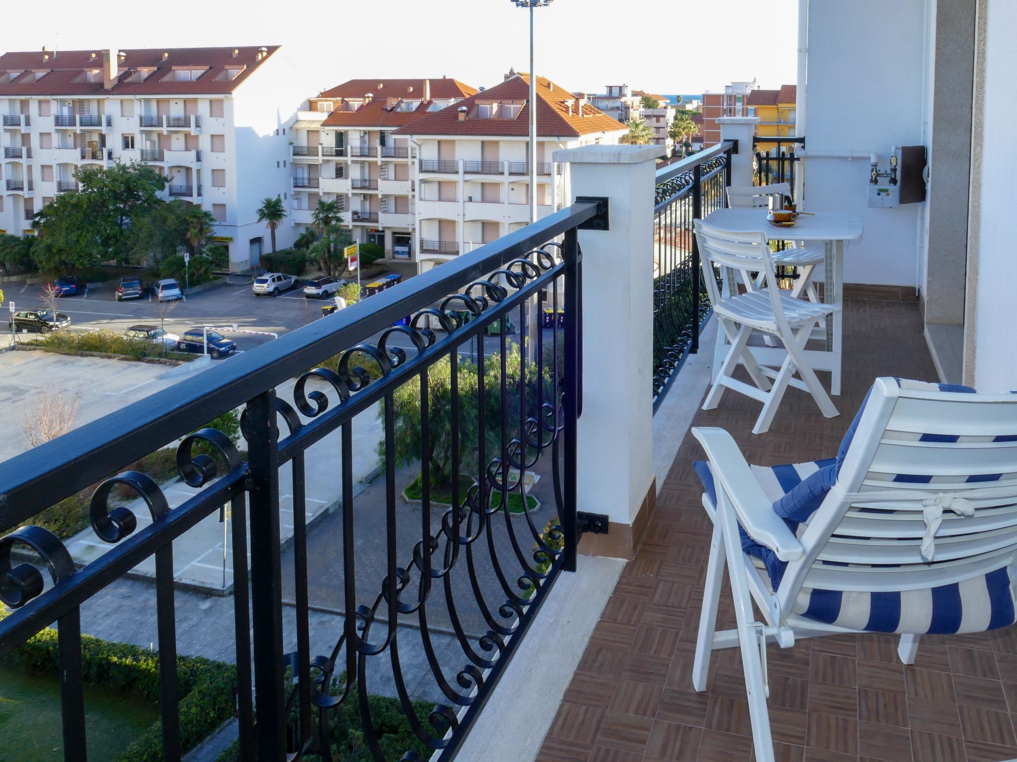 Foto 3 - Apartamento de 1 habitación en San Bartolomeo al Mare con vistas al mar