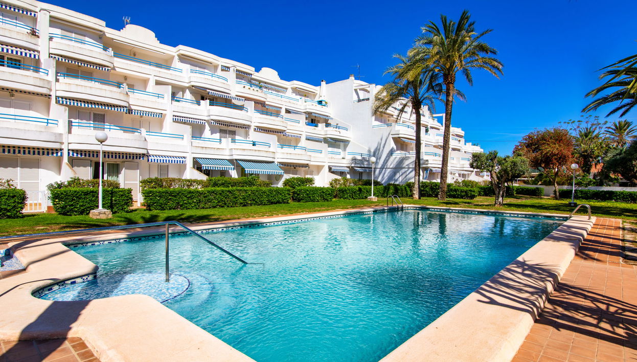 3 bedroom Apartment in Dénia with swimming pool and garden - Photo 1