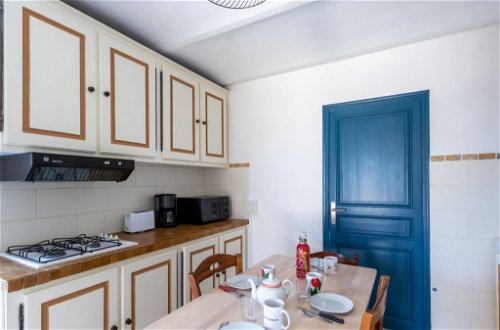 Foto 14 - Apartment mit 3 Schlafzimmern in Saint-Cyr-sur-Mer mit garten und blick aufs meer