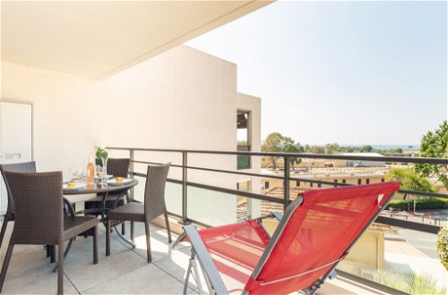 Foto 21 - Appartamento con 2 camere da letto a Cagnes-sur-Mer con terrazza e vista mare