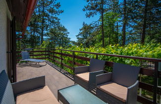 Foto 3 - Casa de 1 quarto em Fužine com jardim e terraço