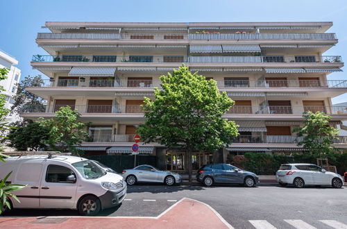 Foto 6 - Apartamento de 2 habitaciones en Cannes con terraza y vistas al mar