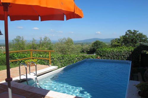 Photo 31 - Maison de 3 chambres à Colle di Val d'Elsa avec piscine privée et jardin