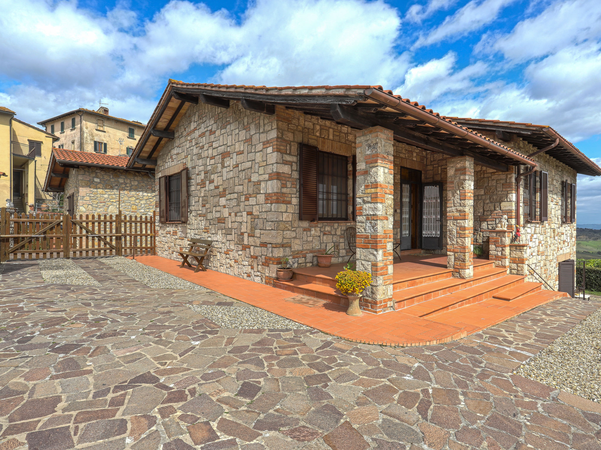 Foto 1 - Casa de 3 quartos em Colle di Val d'Elsa com piscina privada e jardim