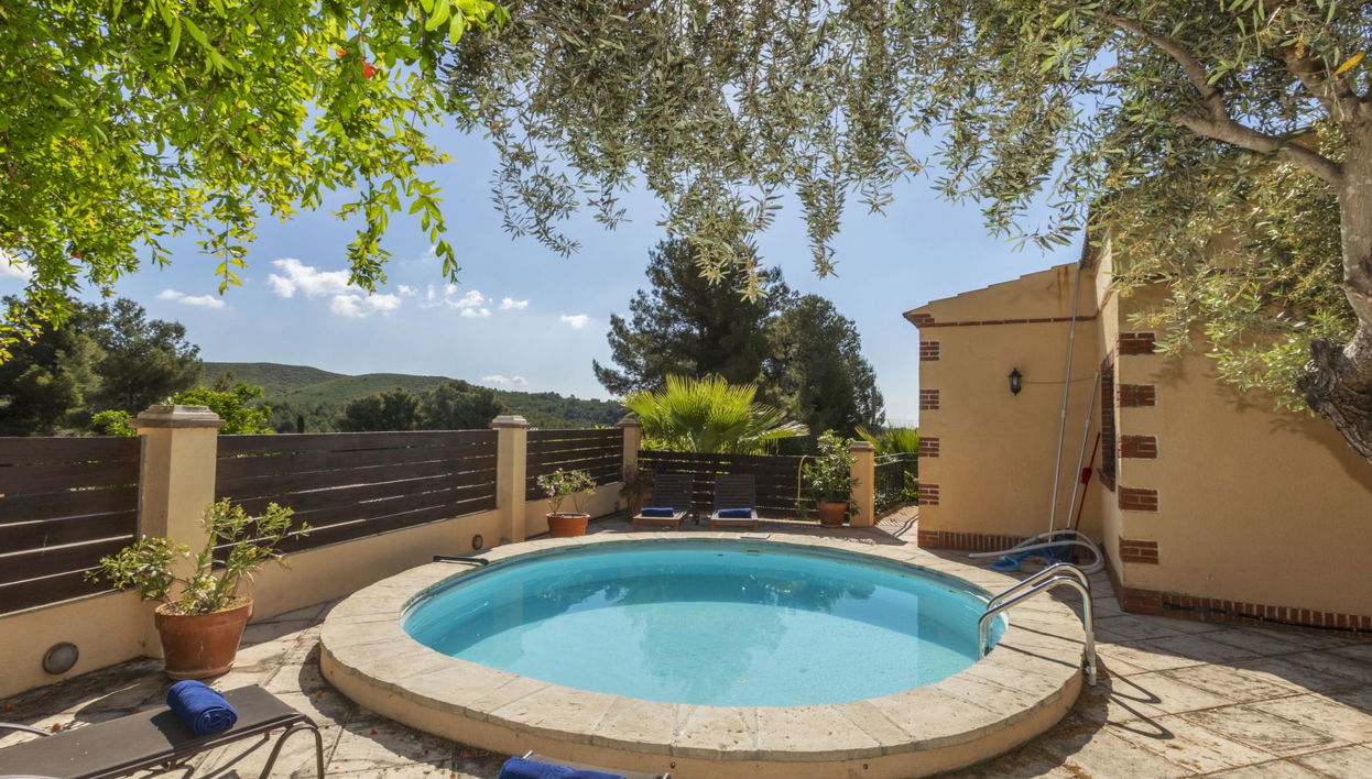 Casa de 5 quartos em La Pobla de Montornès com piscina privada e jardim - Foto 1