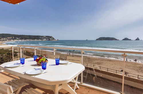 Photo 1 - 2 bedroom Apartment in Torroella de Montgrí with terrace and sea view