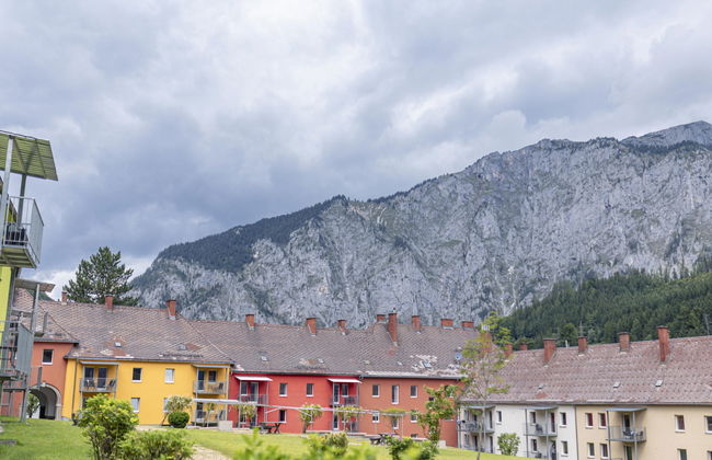 Apartamento de 2 quartos em Eisenerz com jardim e terraço - Foto 1