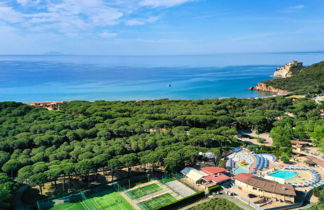Foto 2 - Casa de 2 quartos em Castiglione della Pescaia com piscina e vistas do mar