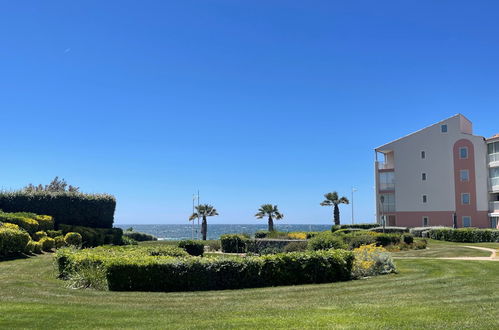 Photo 1 - Appartement de 2 chambres à Six-Fours-les-Plages avec piscine et jardin