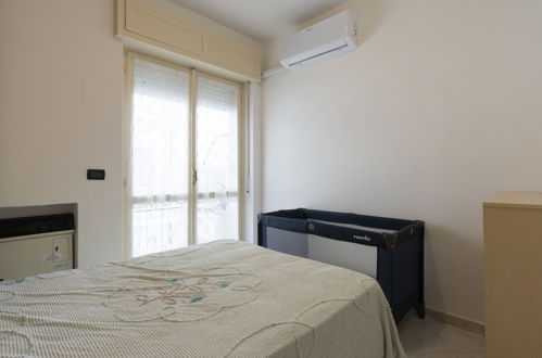 Foto 15 - Apartment mit 1 Schlafzimmer in Diano Marina mit blick aufs meer