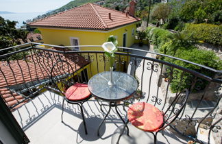 Foto 2 - Apartamento de 1 quarto em Opatija com terraço e vistas do mar