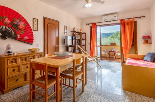 Foto 5 - Apartamento de 2 quartos em Golfo Aranci com jardim e vistas do mar