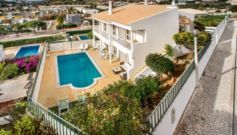 Photo 1 - Maison de 4 chambres à Albufeira avec piscine privée et vues à la mer