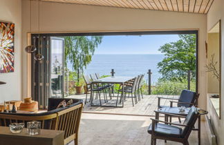 Photo 1 - Maison de 3 chambres à Allinge avec terrasse et bain à remous