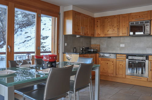 Photo 2 - 3 bedroom Apartment in Nendaz with swimming pool and terrace