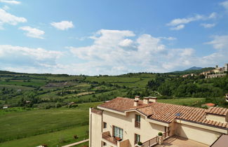 Photo 2 - Apartment in San Casciano dei Bagni with swimming pool and garden