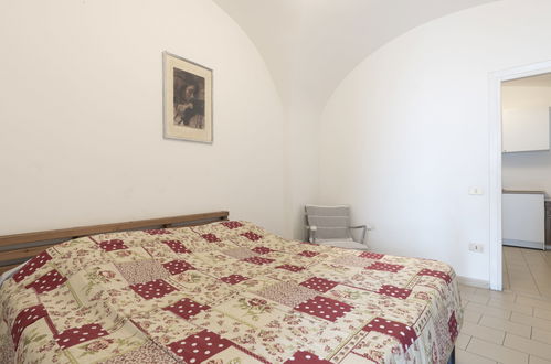 Photo 2 - Appartement de 1 chambre à Riva Ligure avec vues à la mer