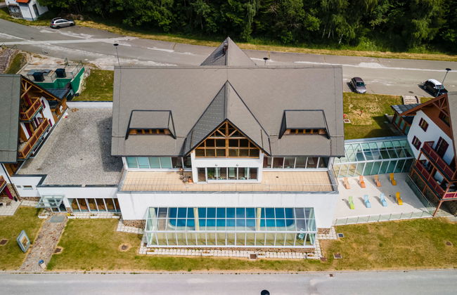 Apartamento de 3 quartos em Hoče-Slivnica com piscina e sauna - Foto 1