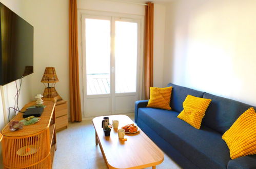Foto 21 - Apartment mit 1 Schlafzimmer in Sanary-sur-Mer mit blick aufs meer