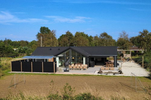 Foto 45 - Casa con 5 camere da letto a Strandby con terrazza e vasca idromassaggio