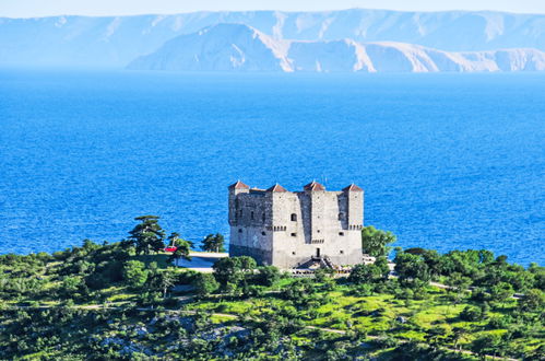 Foto 41 - Appartamento con 3 camere da letto a Senj con terrazza